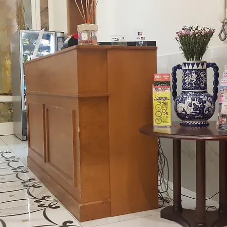 酒店 杜卡德奥斯塔酒店 2*