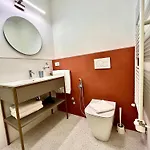 Duca D'aosta מלון 2*
